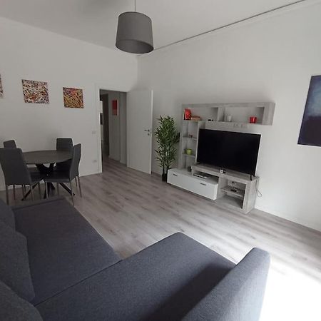 Andrea Central Apartment Bari Bagian luar foto