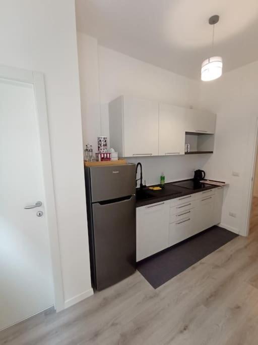 Andrea Central Apartment Bari Bagian luar foto